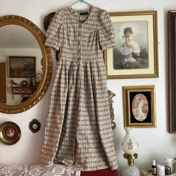 Berwin and Wolff | Dresses | Vintage Austrian Gingham Floral Linen Dirndl Dress  Cottagecore Linen Maxi Dress | Poshmark